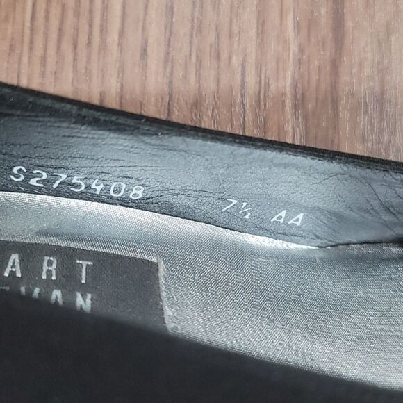 Stuart Weitzman Women's Vintage Style Ribbed Navy Blue Heels Size 7.5 AA - Picture 8 of 9